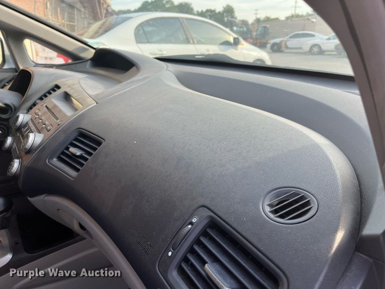 image for item LE9548 2009 Honda Civic