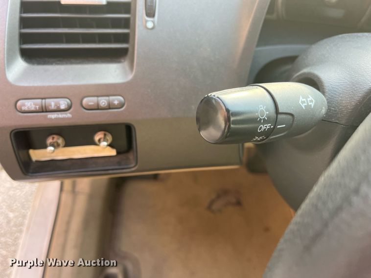 image for item LE9549 2008 Honda Civic