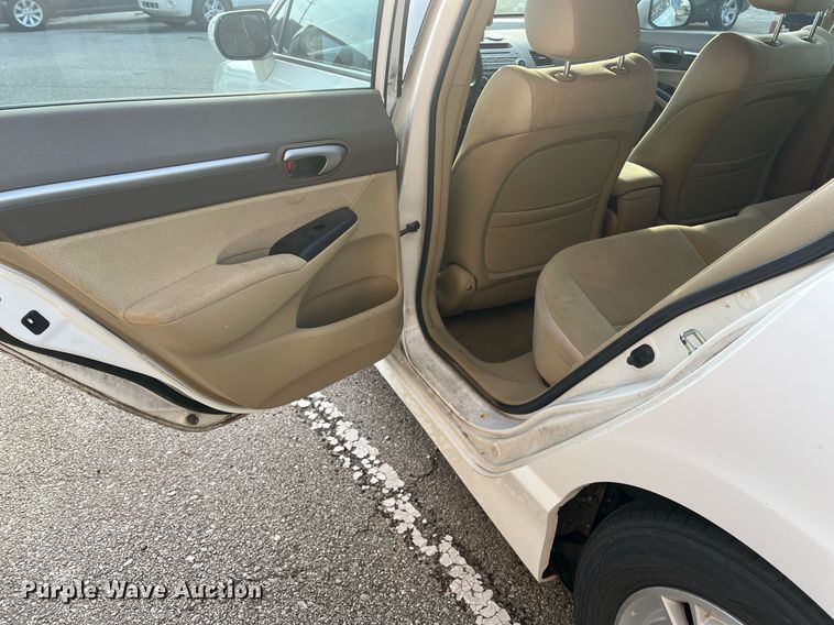 image for item LE9549 2008 Honda Civic