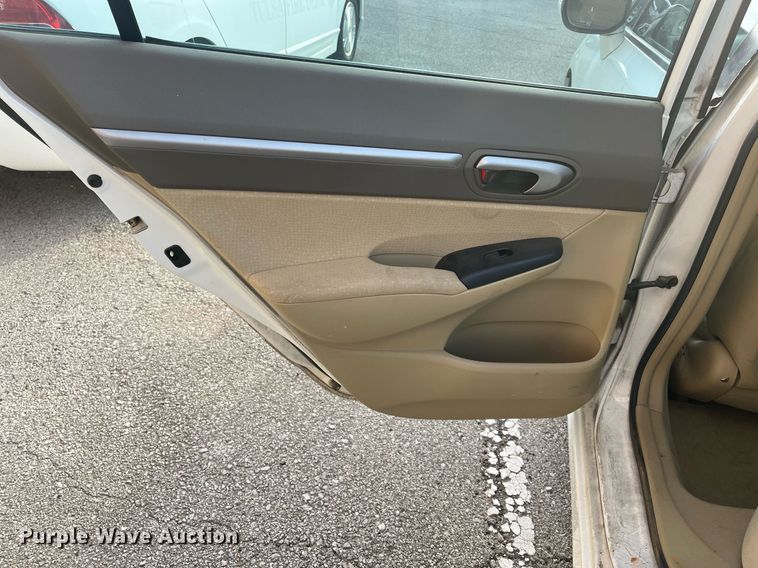 image for item LE9549 2008 Honda Civic