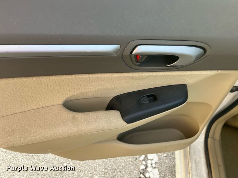 image for item LE9549 2008 Honda Civic