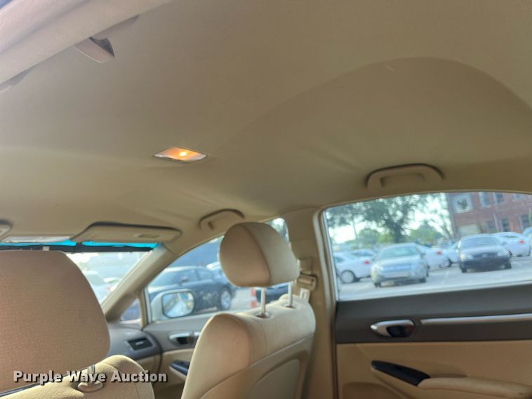 image for item LE9549 2008 Honda Civic