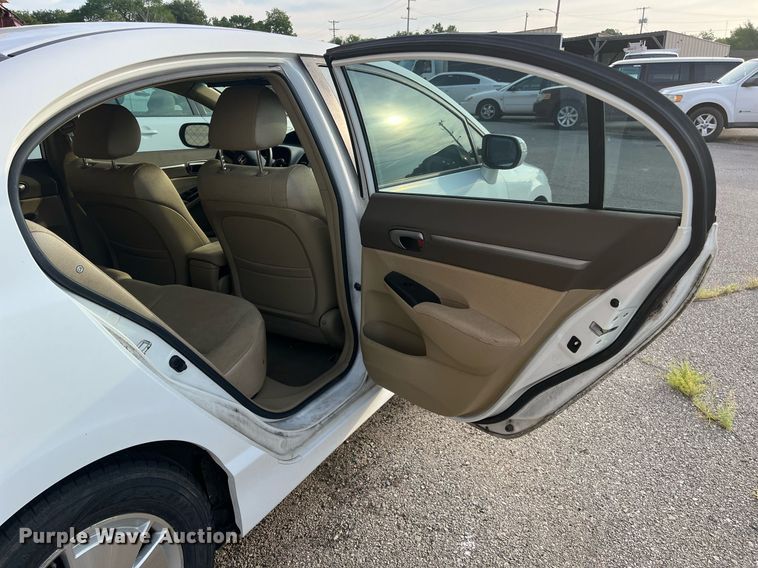 image for item LE9549 2008 Honda Civic