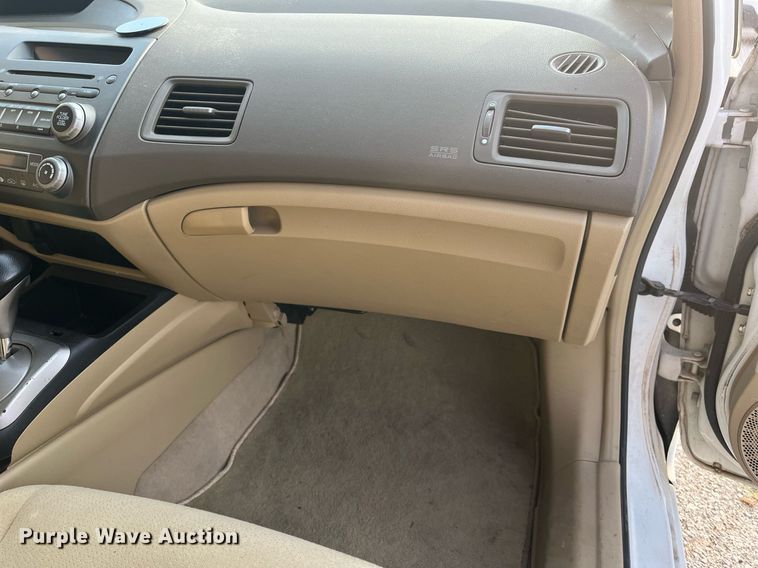 image for item LE9549 2008 Honda Civic