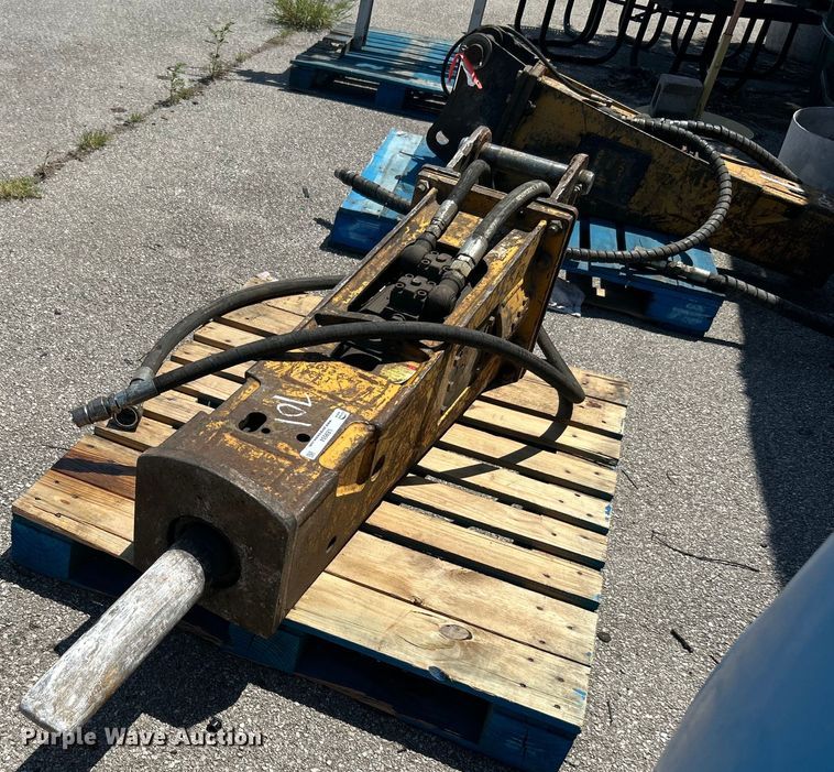 image for item LE9554 Indeco  breaker