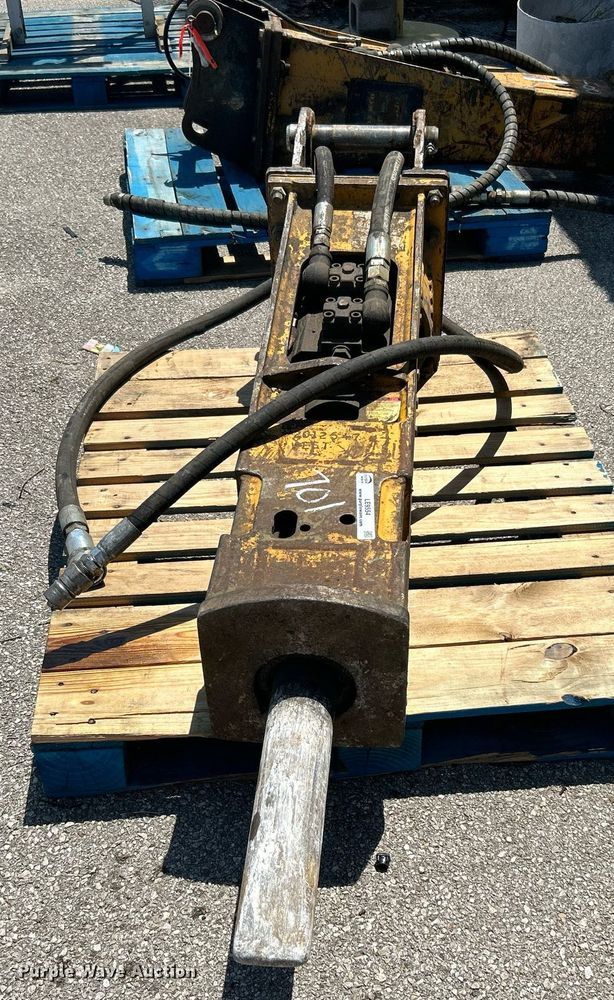 image for item LE9554 Indeco  breaker