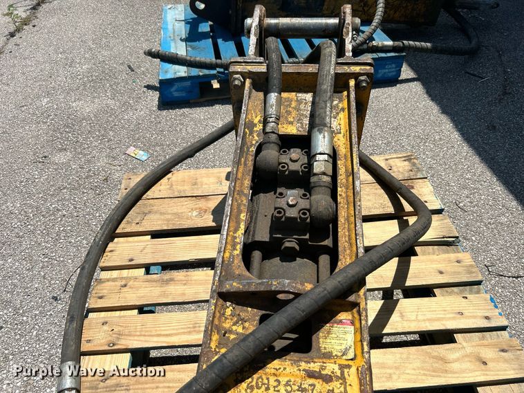 image for item LE9554 Indeco  breaker