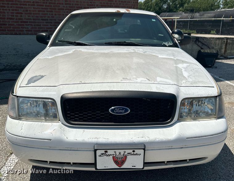 image for item LE9555 2007 Ford Crown Victoria Police Interceptor