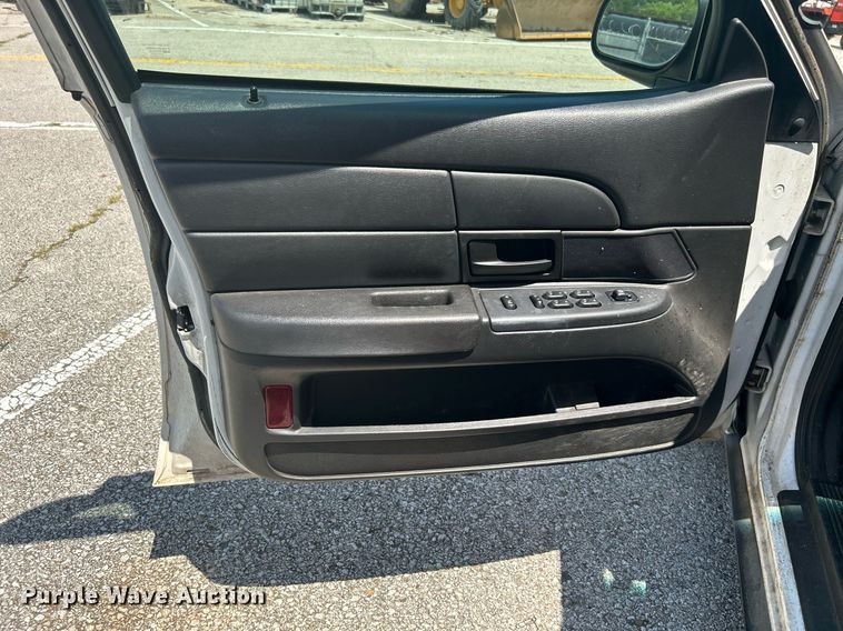 image for item LE9555 2007 Ford Crown Victoria Police Interceptor