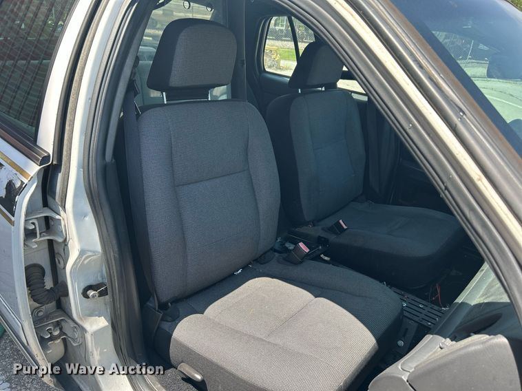 image for item LE9555 2007 Ford Crown Victoria Police Interceptor