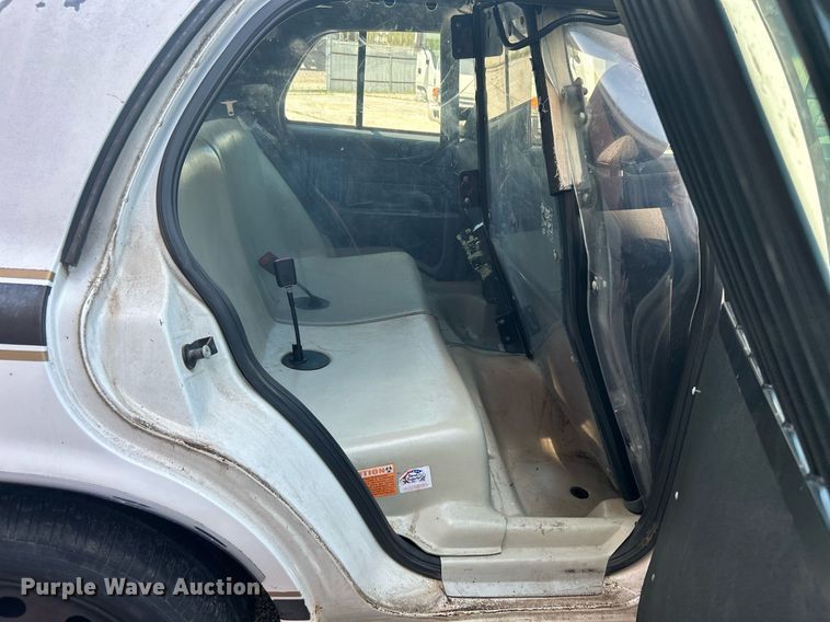 image for item LE9555 2007 Ford Crown Victoria Police Interceptor