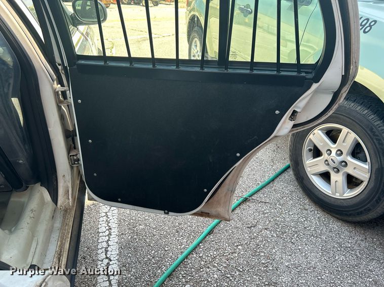 image for item LE9555 2007 Ford Crown Victoria Police Interceptor