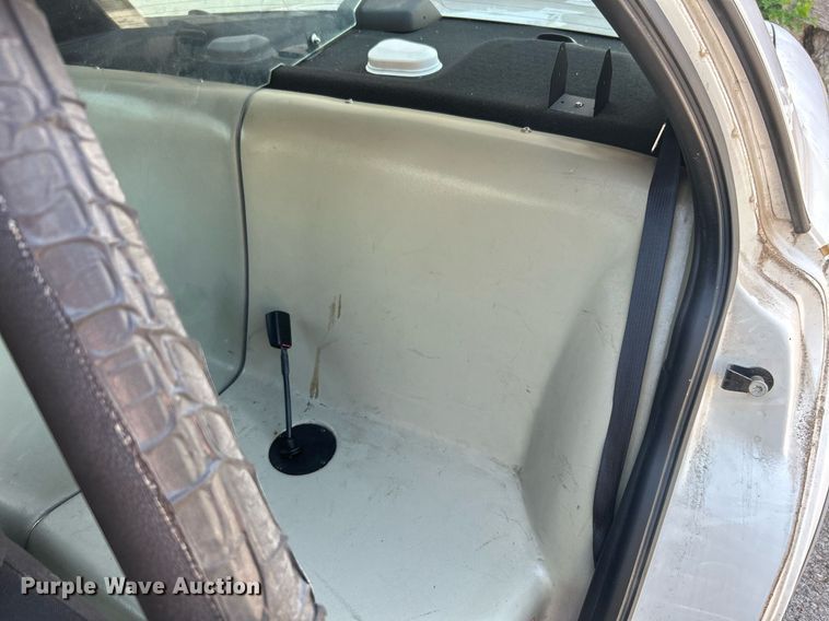 image for item LE9555 2007 Ford Crown Victoria Police Interceptor