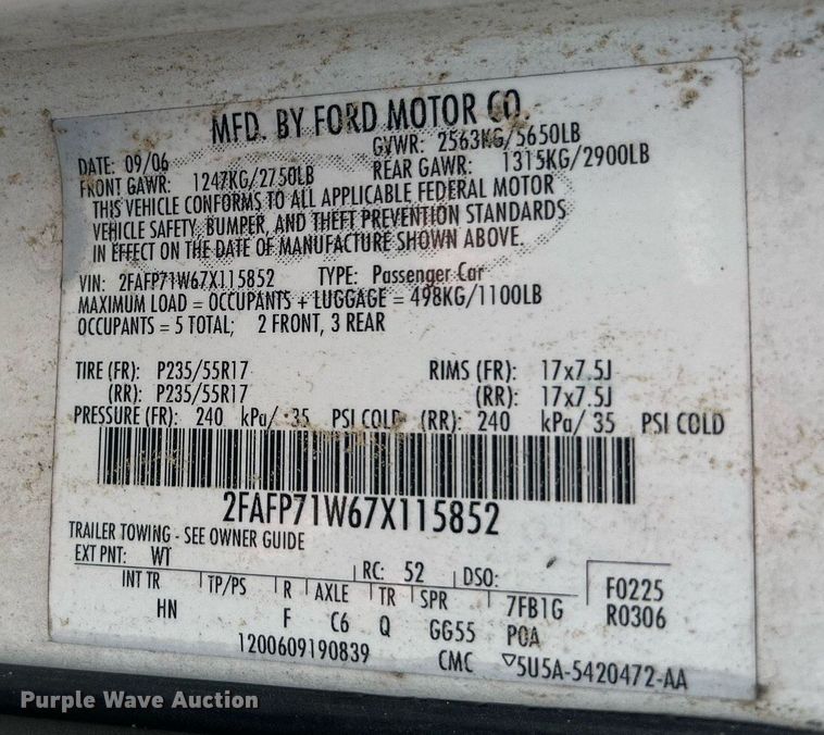 image for item LE9555 2007 Ford Crown Victoria Police Interceptor