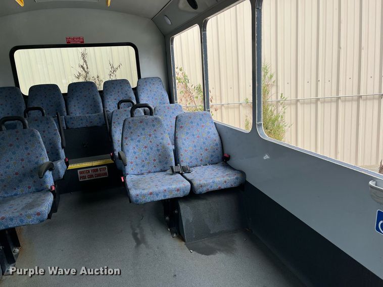 image for item LE9557 2013 Chevrolet Express  shuttle bus