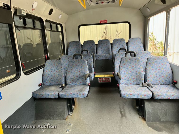 image for item LE9557 2013 Chevrolet Express  shuttle bus