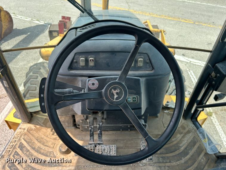 image for item LE9558 2005 John Deere 310SG  backhoe