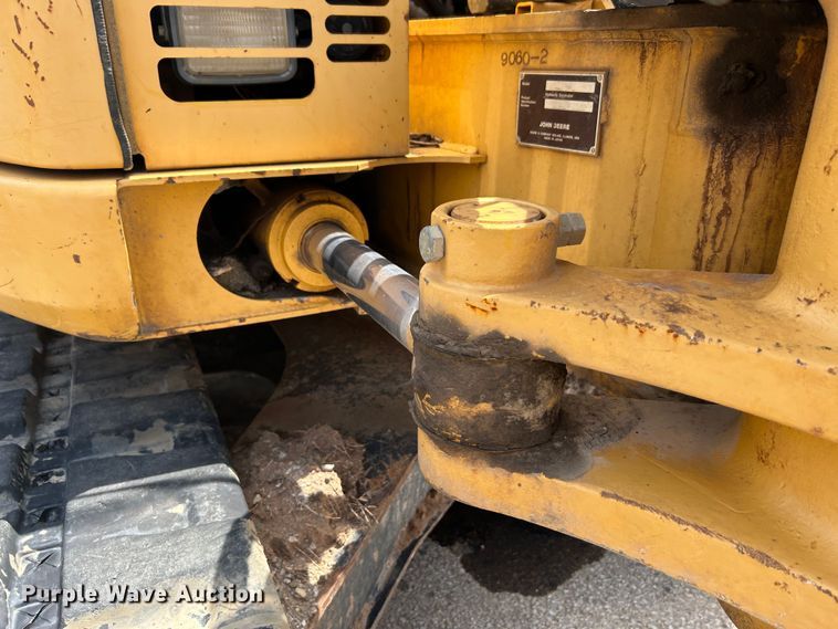 image for item LE9559 2010 John Deere 85D  mini excavator