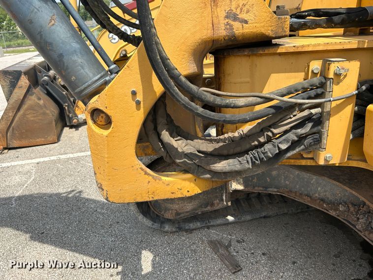 image for item LE9559 2010 John Deere 85D  mini excavator