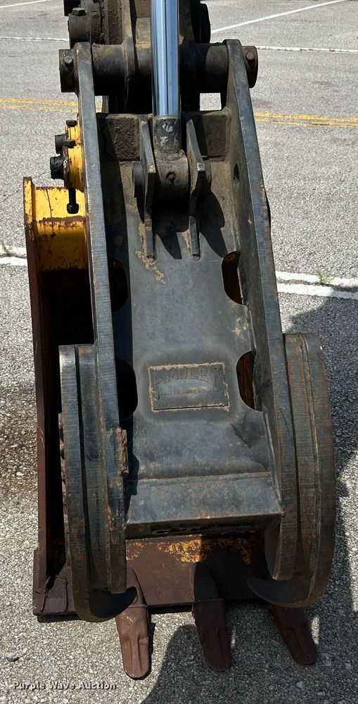 image for item LE9559 2010 John Deere 85D  mini excavator