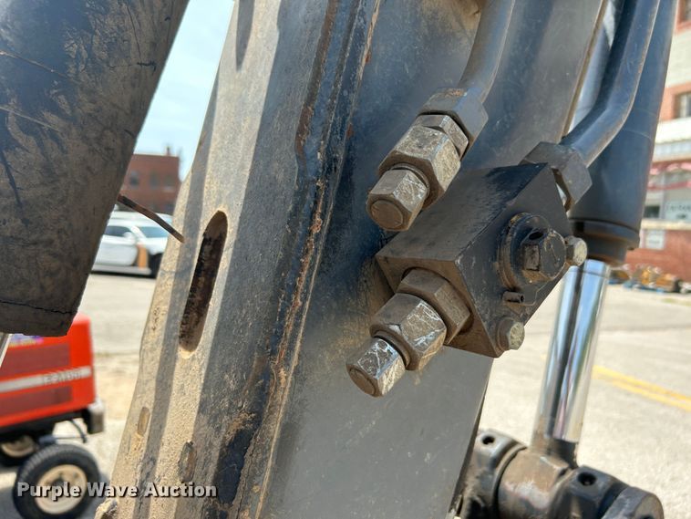 image for item LE9559 2010 John Deere 85D  mini excavator