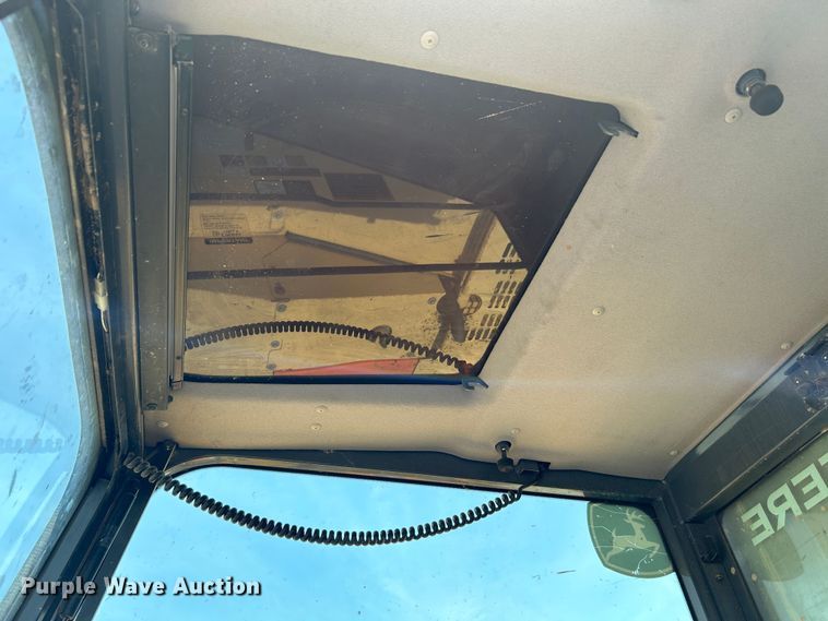 image for item LE9559 2010 John Deere 85D  mini excavator