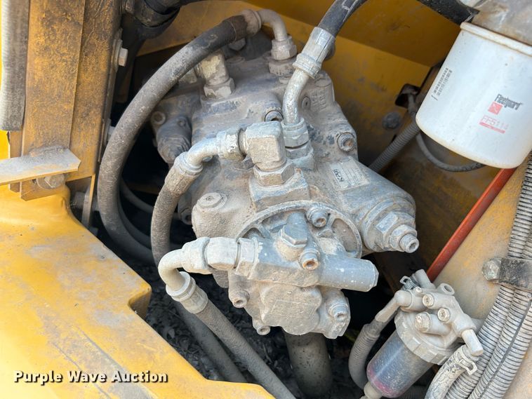 image for item LE9559 2010 John Deere 85D  mini excavator