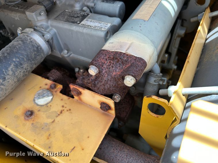 image for item LE9559 2010 John Deere 85D  mini excavator