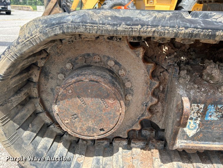 image for item LE9559 2010 John Deere 85D  mini excavator