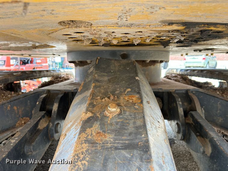 image for item LE9559 2010 John Deere 85D  mini excavator