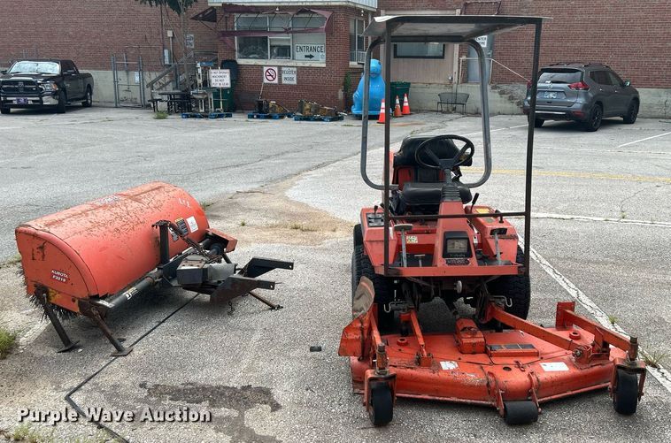 image for item LE9560 Kubota F2100E  lawn mower