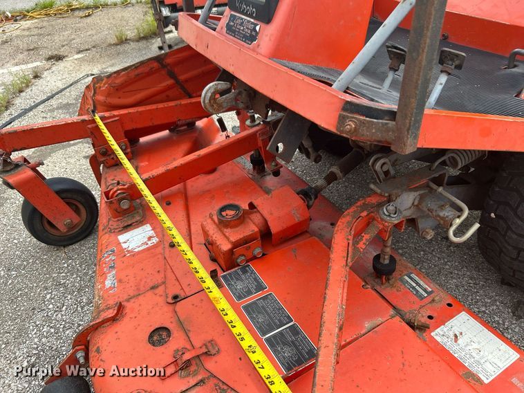 image for item LE9560 Kubota F2100E  lawn mower