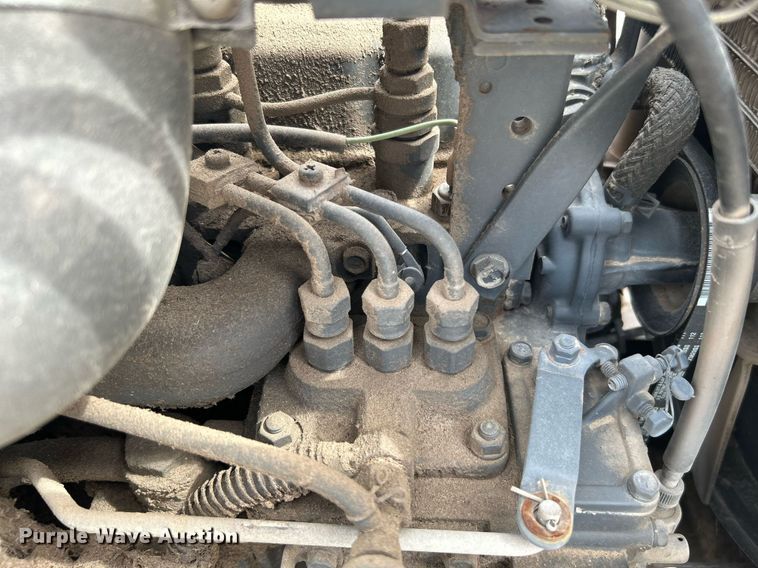 image for item LE9560 Kubota F2100E  lawn mower