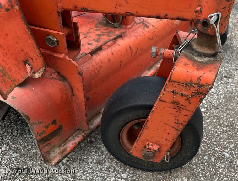 image for item LE9560 Kubota F2100E  lawn mower