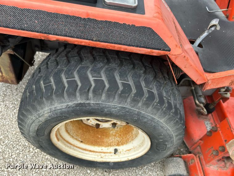 image for item LE9560 Kubota F2100E  lawn mower