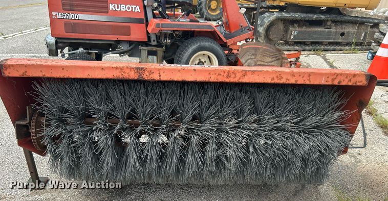 image for item LE9560 Kubota F2100E  lawn mower