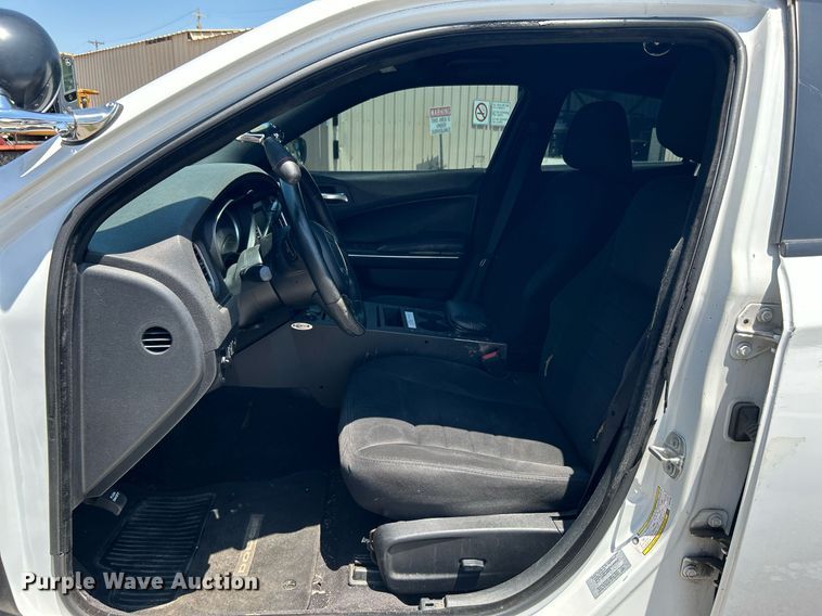 image for item LE9561 2016 Dodge Charger Police