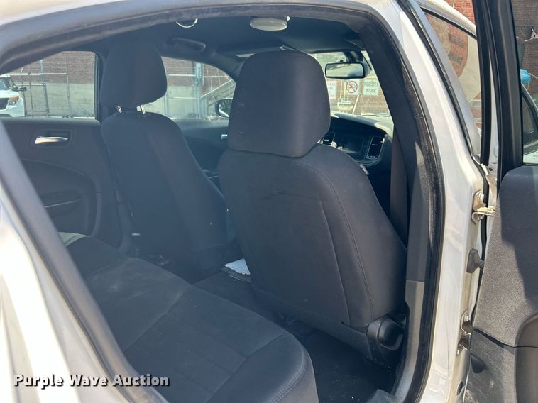 image for item LE9561 2016 Dodge Charger Police