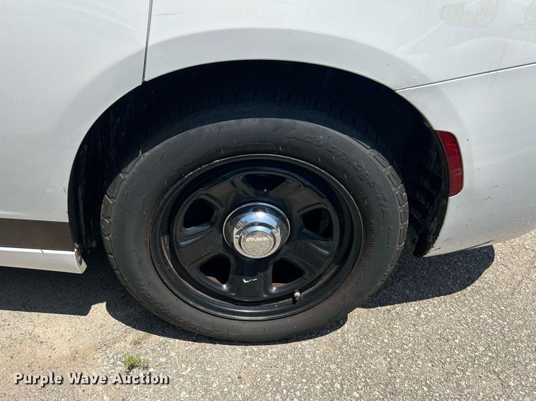 image for item LE9561 2016 Dodge Charger Police