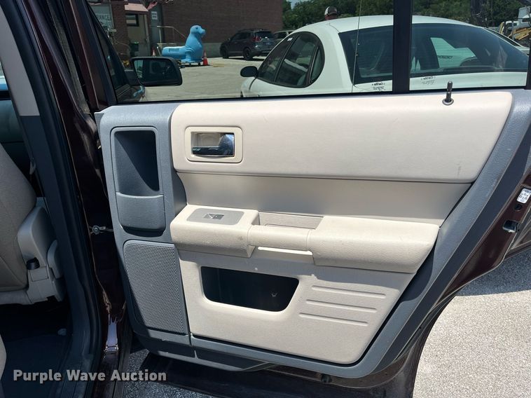 image for item LE9563 2009 Ford Flex  SUV
