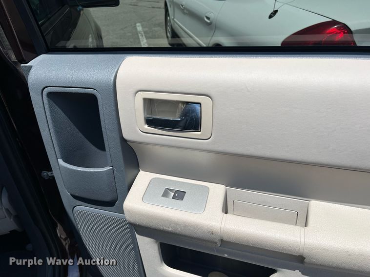 image for item LE9563 2009 Ford Flex  SUV