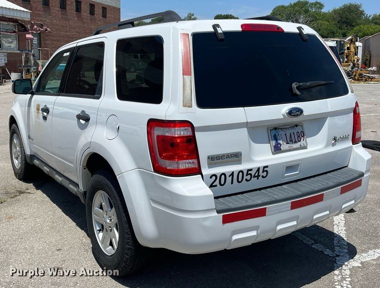image for item LE9564 2010 Ford Escape Hybrid  SUV