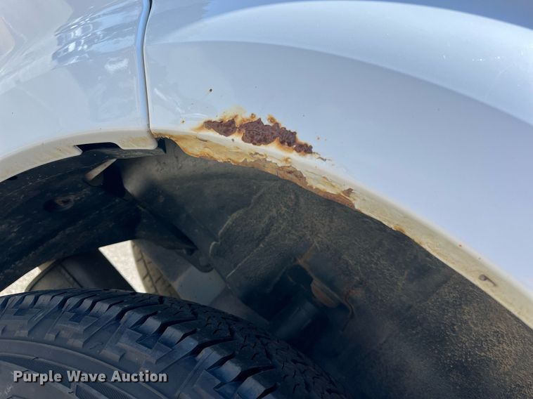 image for item LE9564 2010 Ford Escape Hybrid  SUV