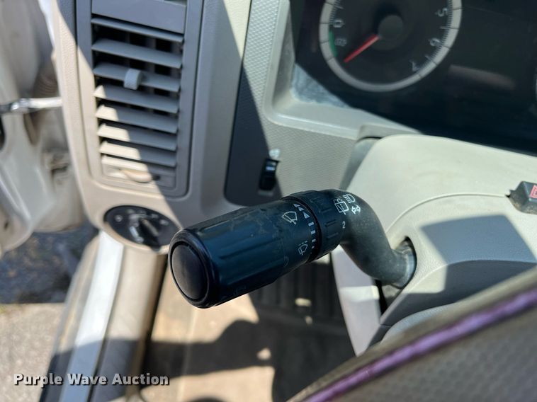 image for item LE9564 2010 Ford Escape Hybrid  SUV