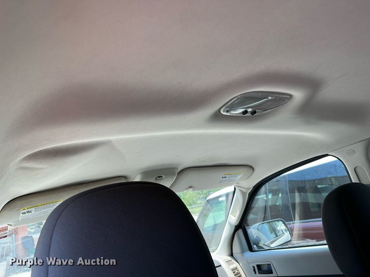 image for item LE9564 2010 Ford Escape Hybrid  SUV