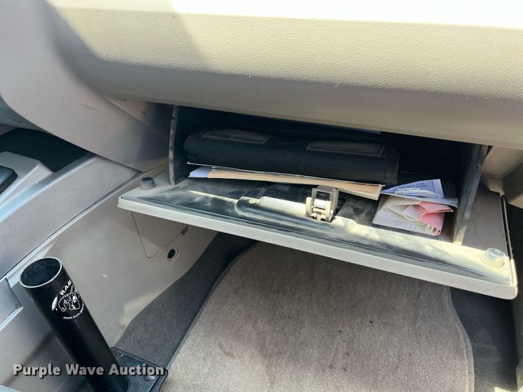 image for item LE9564 2010 Ford Escape Hybrid  SUV