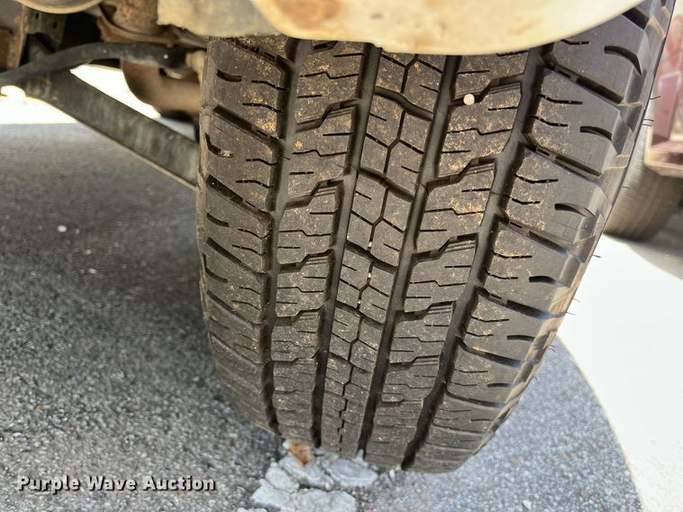 image for item LE9564 2010 Ford Escape Hybrid  SUV