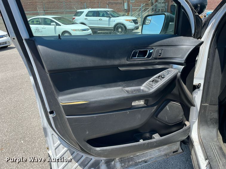 image for item LE9565 2013 Ford Explorer Police Interceptor  SUV