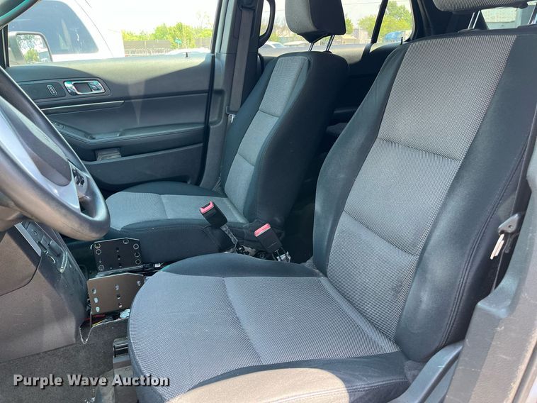 image for item LE9565 2013 Ford Explorer Police Interceptor  SUV