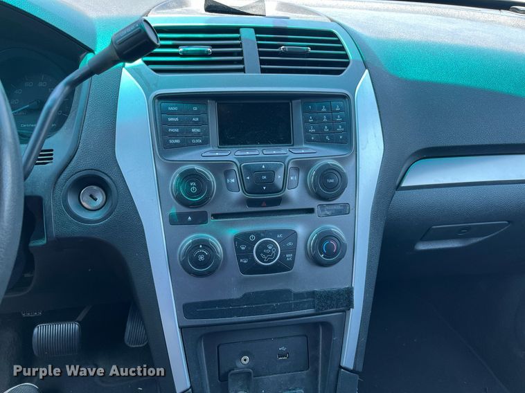 image for item LE9565 2013 Ford Explorer Police Interceptor  SUV